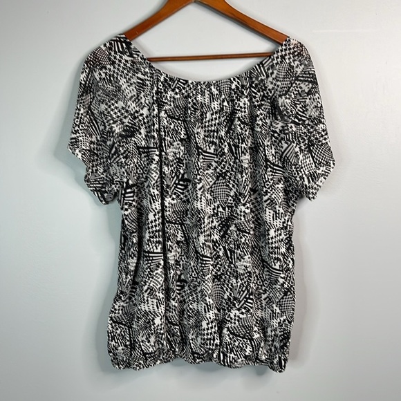 George Printed Mesh Top Elastic Scoop Neck and Waistband Black White Plus 2X - Picture 8 of 13